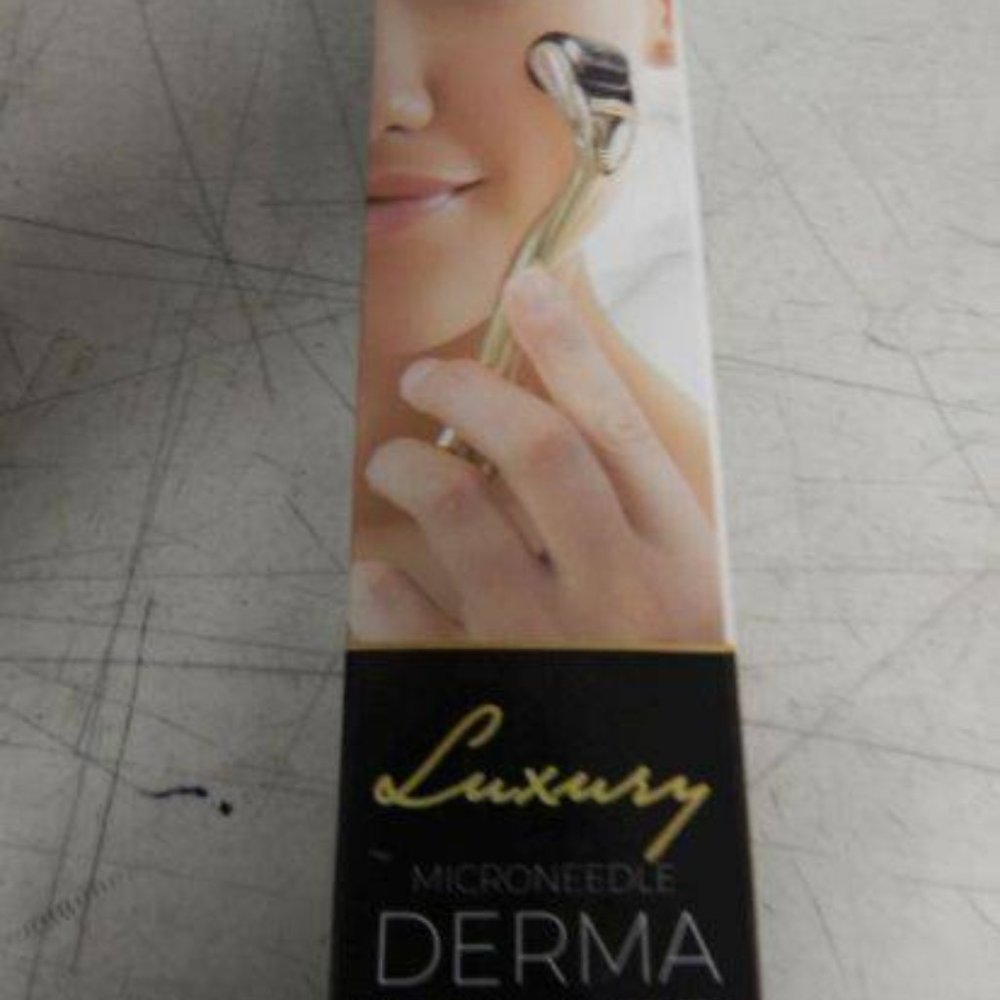 Derma Roller - Microneedle Roller for Face w/ 540 Titanium Micro Needles -2 pack